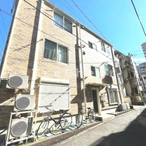 リード板橋区役所前の外観