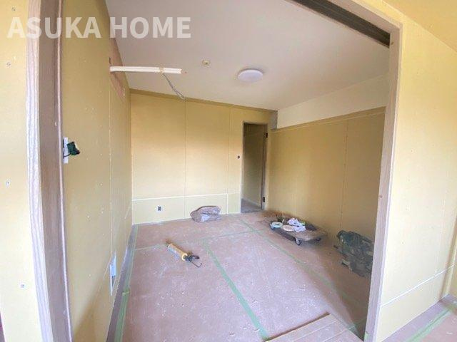 ワコーレロイヤルヒルズ横浜蒔田の洋室|家族一人ひとりの大切なプライベート空間の居室。家具の配置のご相談は是非お任せください。