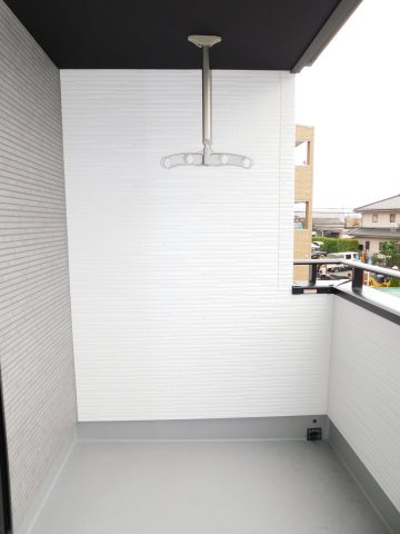 名古屋市港区船頭場１丁目の新築一戸建のバルコニー|◇バルコニー◇　　南面で陽当り良好なワイドバルコニー♪