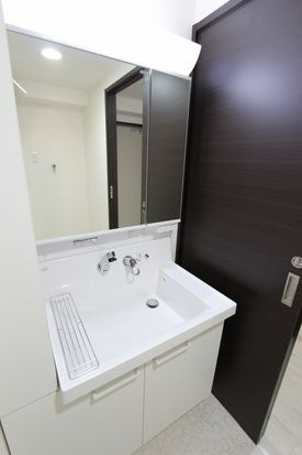 ディアコートKⅡの独立洗面台|使いやすい独立洗面台です