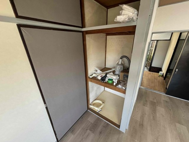 鈴蘭台南町７丁目戸建の収納
