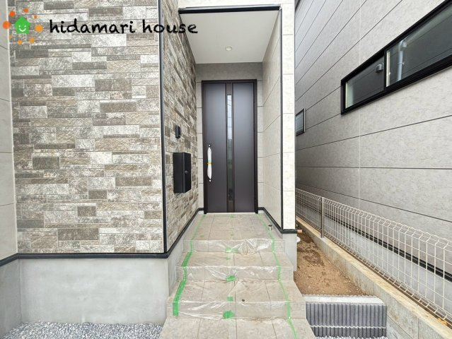 北本市宮内1期　新築戸建　01の玄関