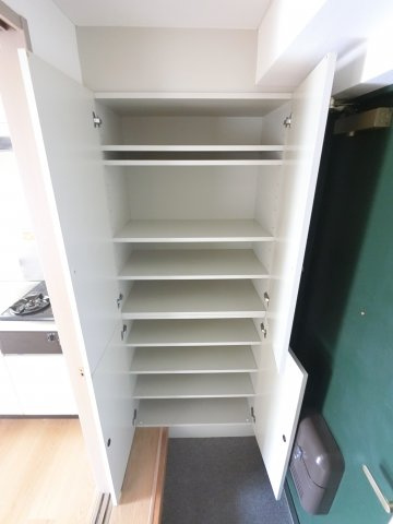 ベイステート安間の収納