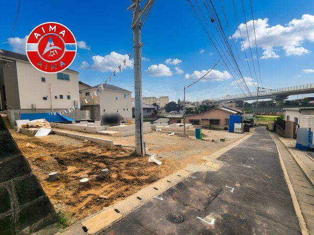 福岡市南区屋形原2丁目第1-4棟（2号棟）の前面道路含む現地写真|見学の時間などお気軽にお問い合わせ下さい。