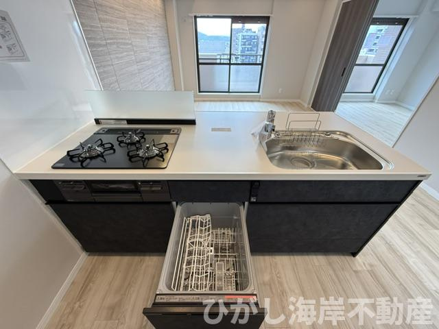 ナイスアーバン湘南平塚明石町のキッチン|新規リフォーム完了！　食洗器付きシステムキッチン