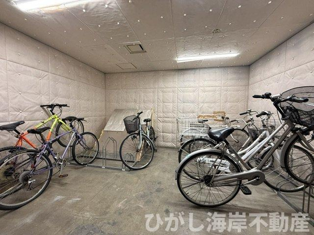 ナイスアーバン湘南平塚明石町の駐輪場|敷地内駐輪場