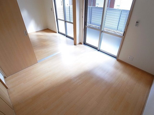 プロヴァンス壱番館の内装|非常にキレイなフローリング