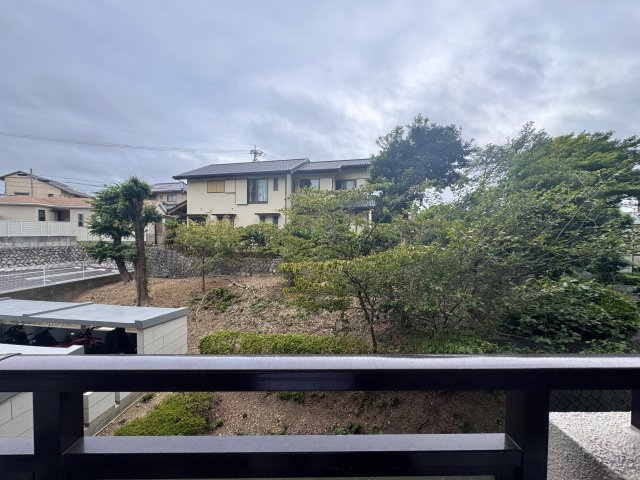エムズ鴨江のバルコニー|バルコニーからの眺めを撮影してみました。のんびりした風景が安らぎます。