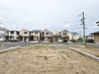 【外観】 | 東羽衣６丁目　新築分譲住宅　全４区画 | 【現地見学可能】現地周辺の環境や、駅までの道のりなど周辺環境も合わせてご確認いただき、ぜひご検討ください！ご内覧・現地見学をご希望の際は是非、イエストアまでお問合せ下さい♪