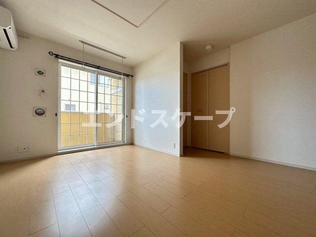 ジベルニーⅡの居間・リビング|高崎、前橋のお部屋探しはエンドスケープまで！お客様の理想お聞かせ下さい♪