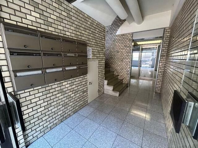 【エントランス】
