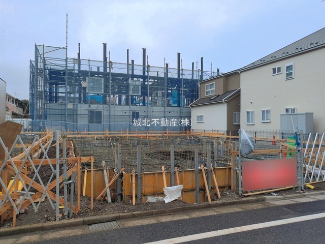 練馬区田柄2丁目 全3棟 2号棟