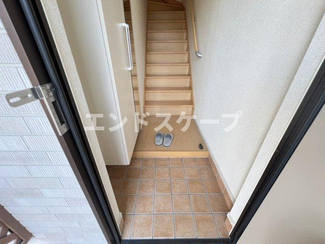 ウインズ　ガーデンの玄関|高崎、前橋のお部屋探しはエンドスケープまで！お客様の理想お聞かせ下さい♪