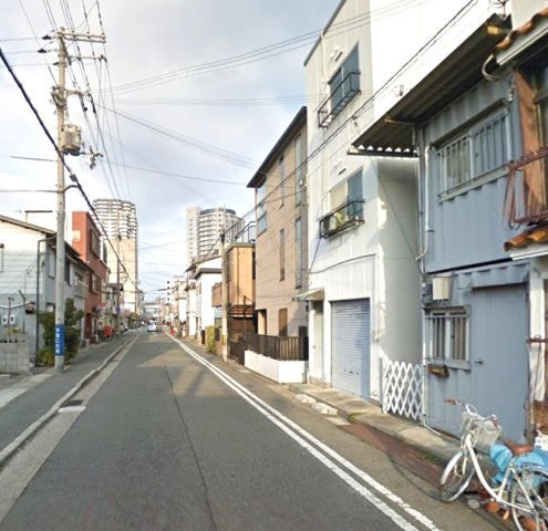 二葉町8丁目の前面道路含む現地写真|前面道路　公道　幅員8ｍ