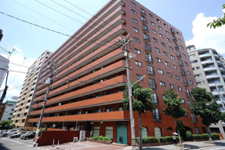 【外観】 | 【上質リノベ】シャンボール河原町 | 【資料には掲載していない情報】
物件の陽当りや通風・仕様設備やお部屋の大きさの比較、
近隣・周辺環境や街並みなど、資料には掲載していない情報が
現地にはたくさんあります。是非ご確認ください。