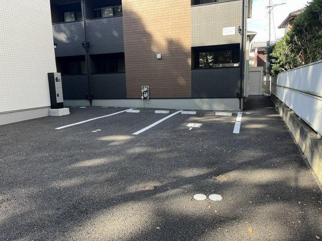 【駐車場】DAICOROI