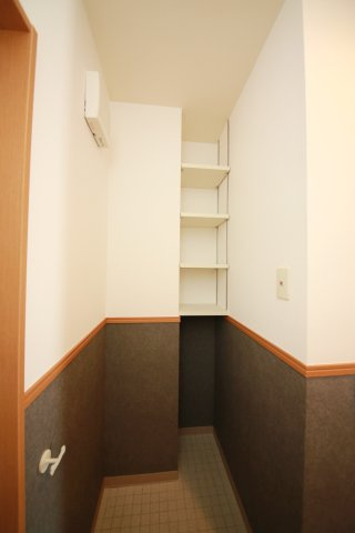 アネックス一ツ屋の収納