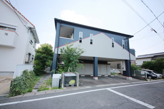 アネックス一ツ屋の外観