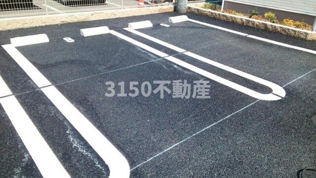ファイナル　ブルーの駐車場|カースペースがあります