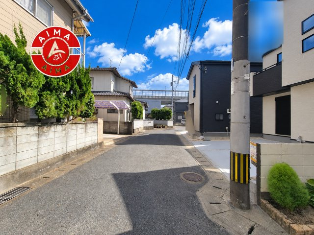 福岡市南区西長住3丁目第2-2棟（1号棟）の外観|前面道路含む現地の写真です。