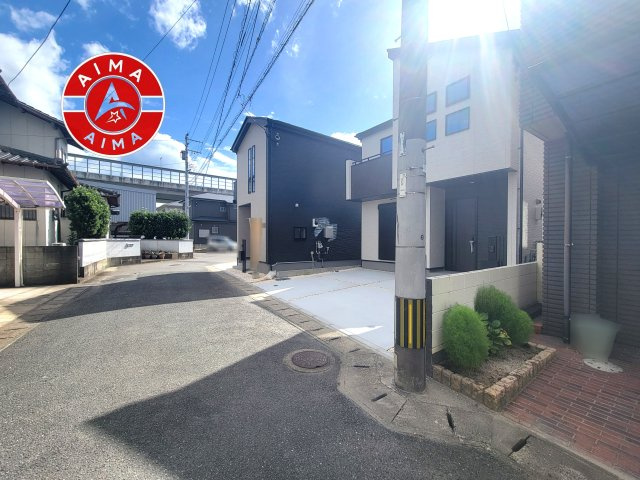 福岡市南区西長住3丁目第2-2棟（1号棟）の前面道路含む現地写真|見学の時間などお気軽にお問い合わせ下さい。