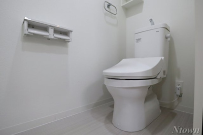 【トイレ】 | IE伏見 | 落ち着いた色調のトイレです