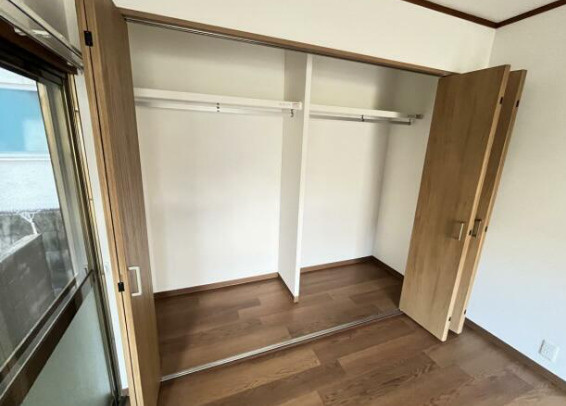 土山戸建の収納