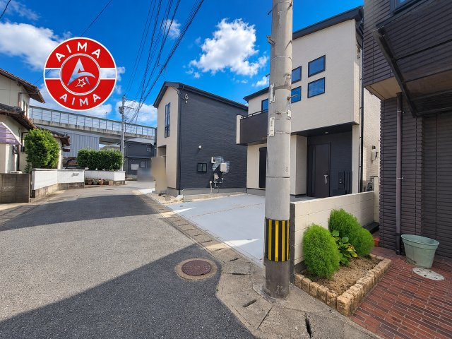 福岡市南区西長住3丁目第2-2棟（2号棟）の前面道路含む現地写真|見学の時間などお気軽にお問い合わせ下さい。
