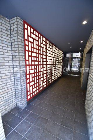 Bee-ParQ扇町のロビー