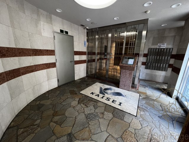 KAISEI北梅田のロビー