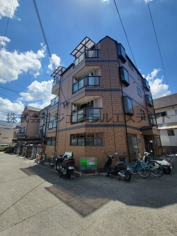 クワイエット四條畷の外観