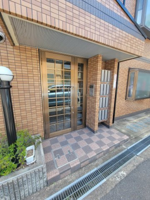 【エントランス】 | クワイエット四條畷