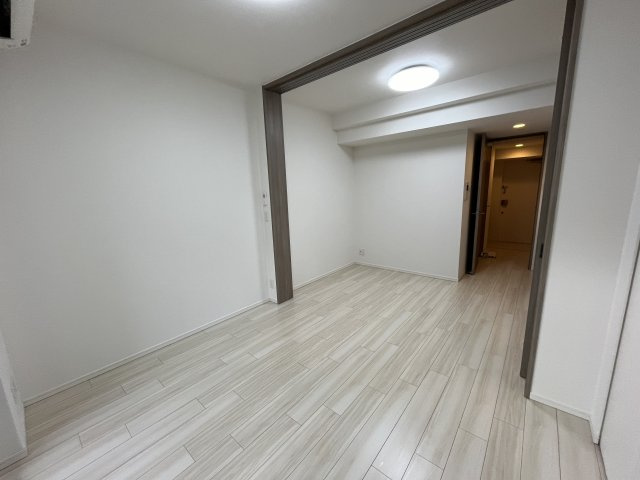 エスキュート梅田中崎町　仲介手数料無料の洋室