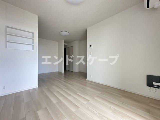 ラルジュ・コリーヌの居間・リビング|高崎、前橋のお部屋探しはエンドスケープまで！お客様の理想お聞かせ下さい♪