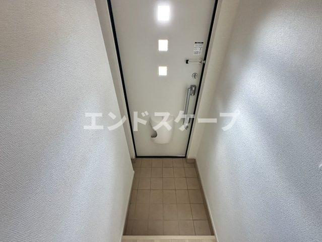 ラルジュ・コリーヌの玄関|高崎、前橋のお部屋探しはエンドスケープまで！お客様の理想お聞かせ下さい♪