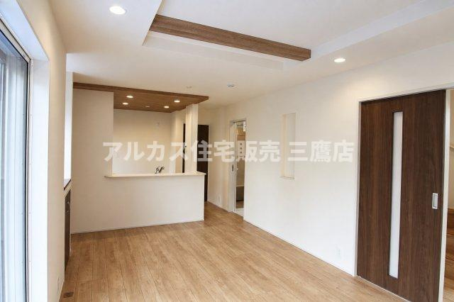 【内覧動画公開中！】中央線 国分寺駅23分 新築戸建 小金井市貫井南町5丁目の居間・リビング