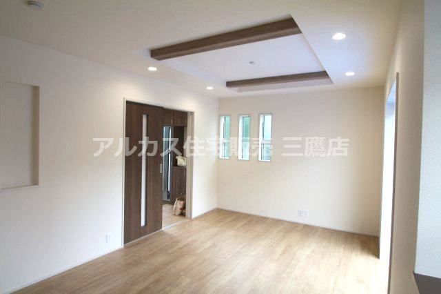 【内覧動画公開中！】中央線 国分寺駅23分 新築戸建 小金井市貫井南町5丁目の居間・リビング