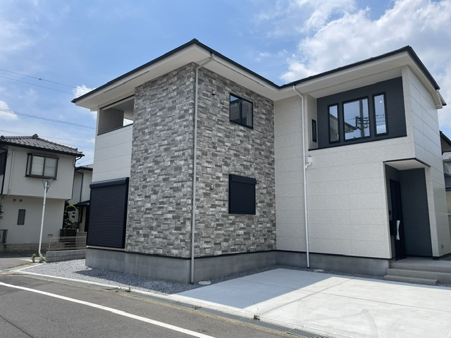 流山市松ケ丘６丁目　新築戸建ての外観