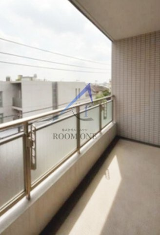 ＲＥＳＩＤＥＮＣＥ　ＳＡＴＳＵＭＡのバルコニー|バルコニーです。