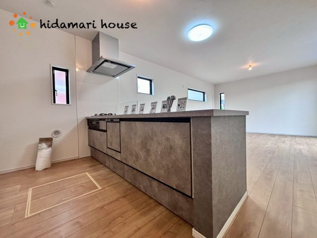 上尾市壱丁目北1期　新築戸建　01の浴室