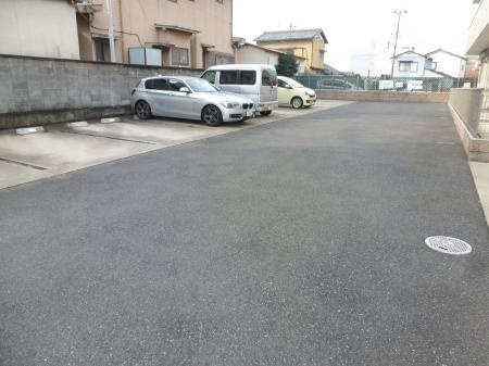 Frenteの駐車場