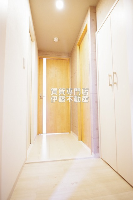 Alba Grande 名護屋の玄関