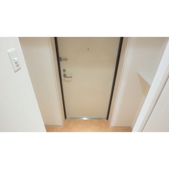 【玄関】シェルグランデ泉中央 