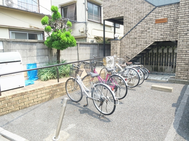 ベルクハイムのその他共用部分|駐輪場です☆
