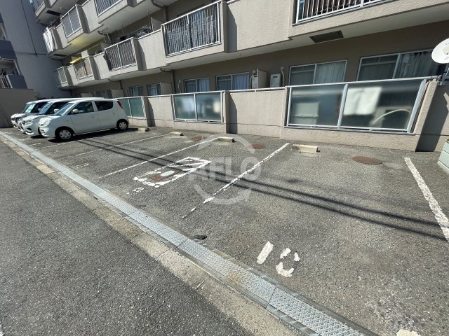 おりおのサニーハイツ　山之内小学校区の駐車場|おりおのサニーハイツ　駐車場