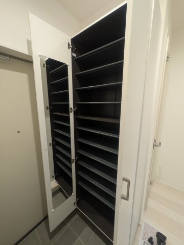 ｋｕｋｋｕｌａ　ｋｕｒｉｙａの収納|※同タイプの間取りの別号室です。現況優先です。