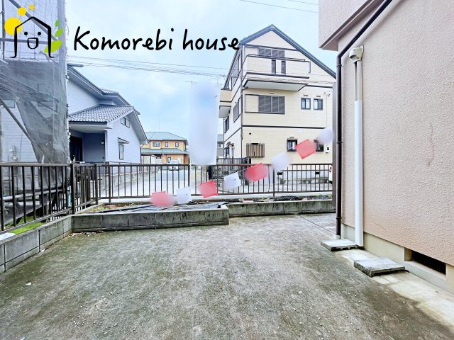 鴻巣市吹上富士見　1期　中古戸建の駐車場|26.7.13　撮影済み