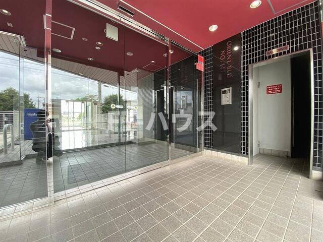 ＣＬＵＢ　ＯＲＩＥＮＴ　ＢＬＤ　Ｎｏ１４１　ＹＡＣＨＩＹＯＤＡＩのエントランス