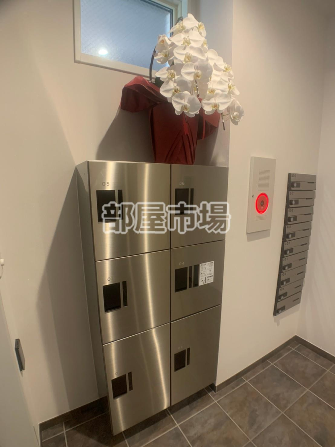 クリスタル ビルディングのその他共用部分|宅配ボックス