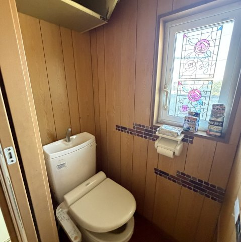 室蘭市東町3丁目11-1戸建のトイレ